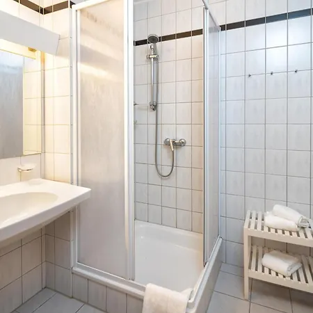 Kro Breitenfelderhof Zur Riegersburg 3*