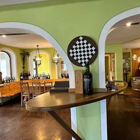 Breitenfelderhof Zur Riegersburg Inn