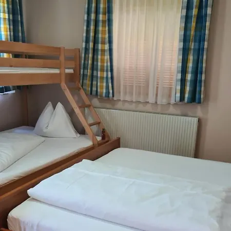 Breitenfelderhof Zur Riegersburg 3*