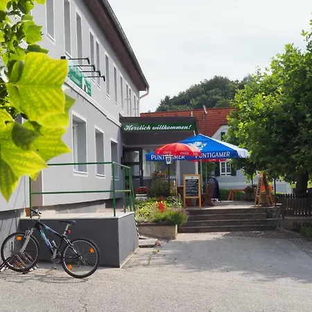 Breitenfelderhof Zur Riegersburg Gasthof 3*