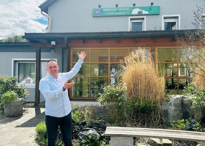 Breitenfelderhof Zur Riegersburg Inn