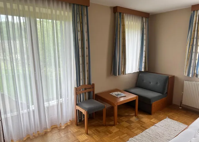 宾馆 Breitenfelderhof Zur Riegersburg 3*