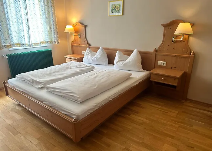 Herberg Breitenfelderhof Zur Riegersburg 3*