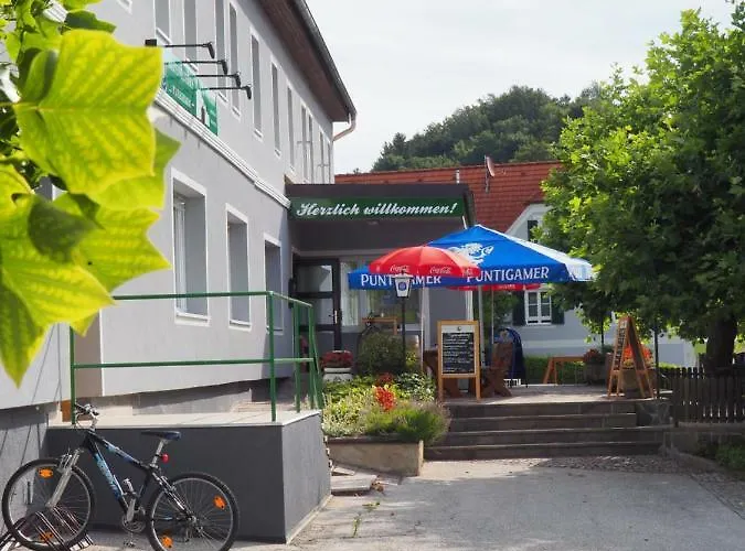 Breitenfelderhof Zur Riegersburg Inn 3*